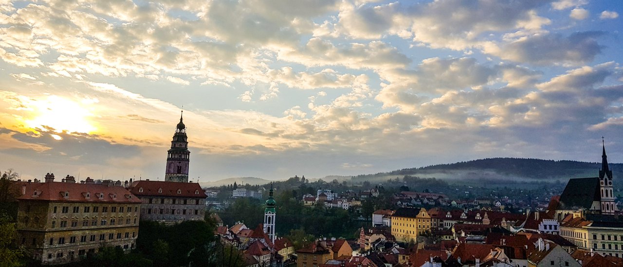 cover Cesky Krumlov เมืองที่ใช้ความสงบ สยบทุกสิ่ง