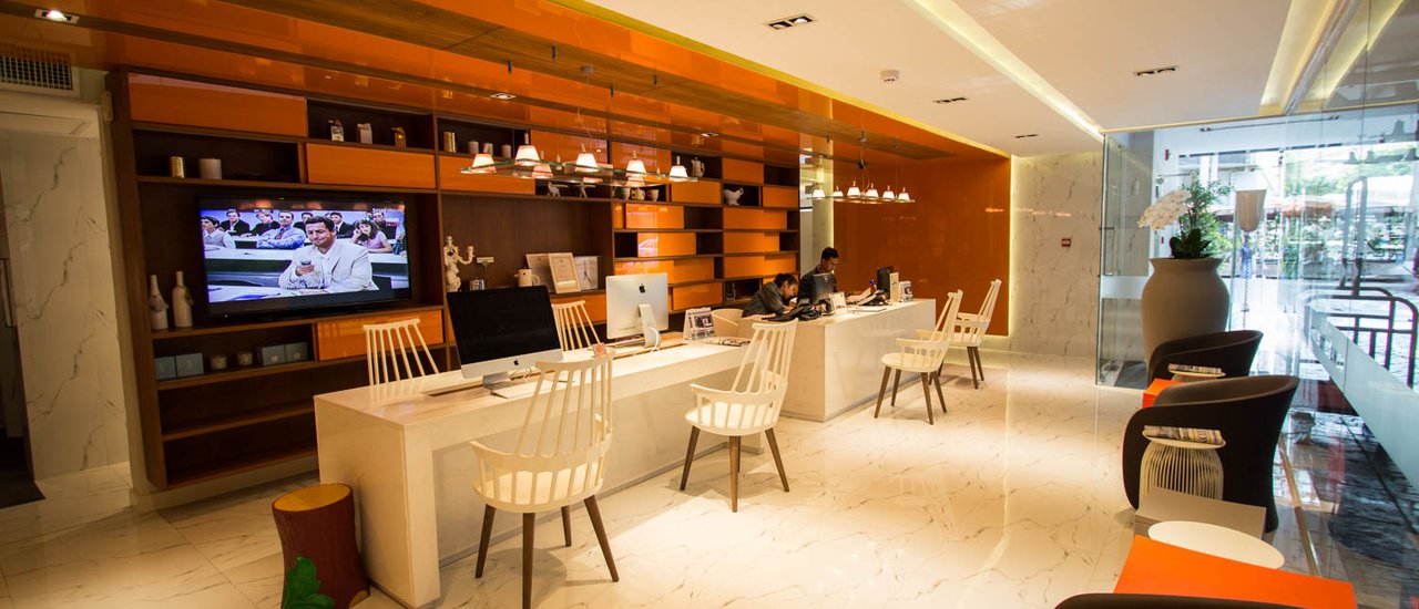 cover S Box Sukhumvit Hotel :: with an attractive rate at the middle of Bangkok