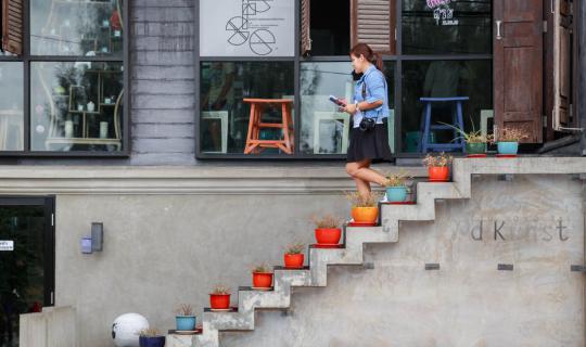 cover * * *    Ratchaburi . . . Have you every been there?  EP.1 * * *