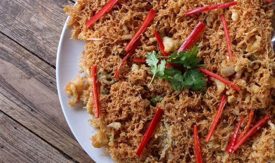 Cover Do Not Hesitate to go to Nan City: 7- Must Visit Restaurants in Down...