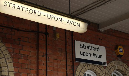 cover Stratford-upon-Avon I England I นั่งรถไฟไปเยือนบ้านกวีเอกเช็คเสปียร์กัน