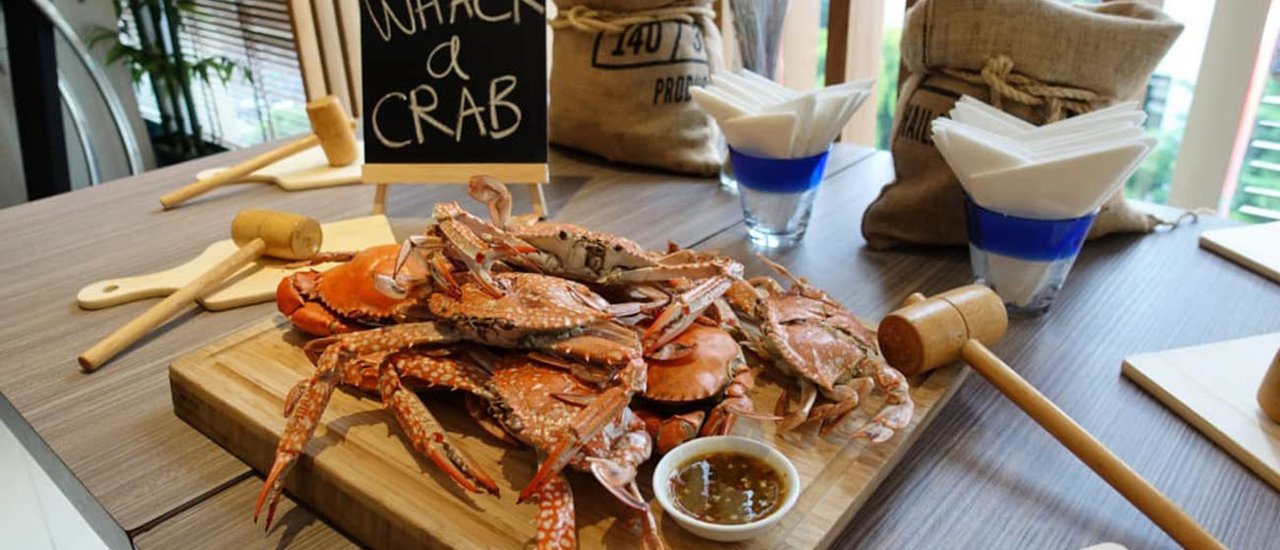 cover Whack-a-Crab! บุฟเฟ่ต์ปูและสารพันเมนูที่ Novotel Bangkok Fenix Silom