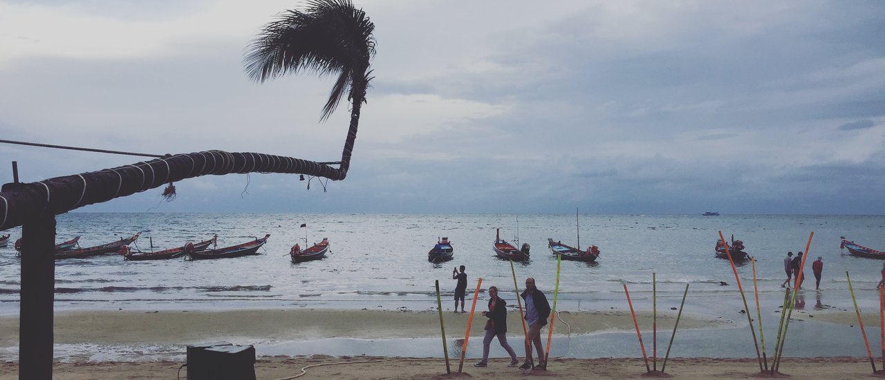 cover . . เ ก า ะ เ ต่ า ห น้ า ฝ น ใ ค ร ไ ม่ ส น แ ต่ เ ร า ส น น ะ เ อ อ . .