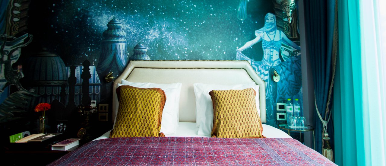 cover PlayHaus Thonglor Hotel & Bar :: Design Hotel ใจกลางทองหล่อ