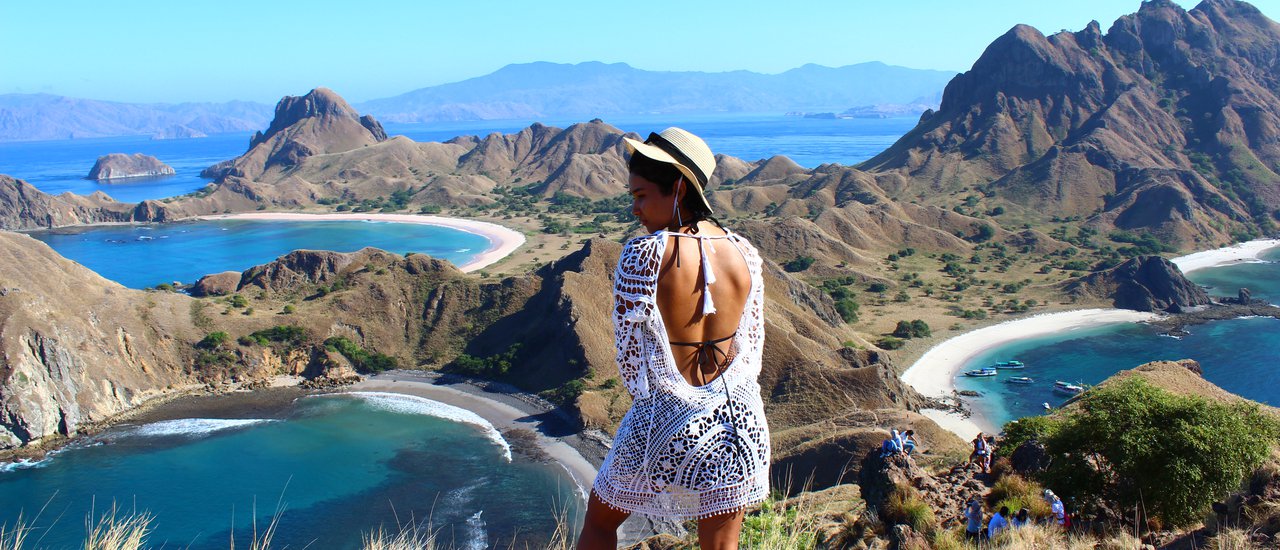 cover KOMODO ISLAND INDONESIA (GET LOST IN PARADISE)