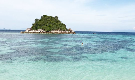 cover Koh Lipe - A Photo Essay + Pros & Cons