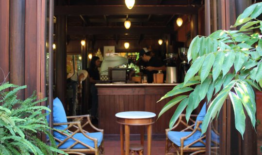 cover จิบกาแฟ กินเค้กกลางสวนที่ "Jardin De Chaisri"