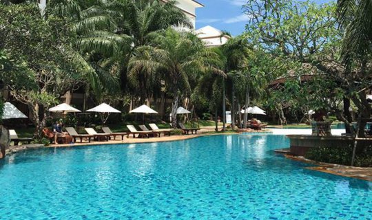 Cover พักผ่อนชิวๆที่ Ravindra Beach Resort and Spa, Najomtien...