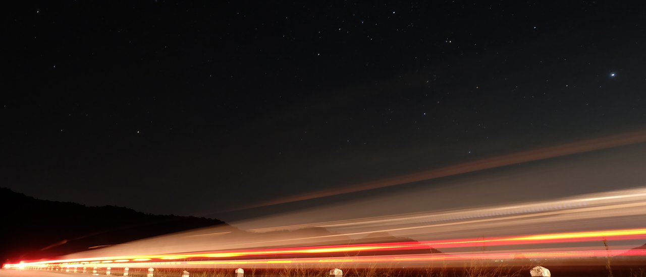 cover มานอนนับดาว...ที่นครนายกกันมั้ย