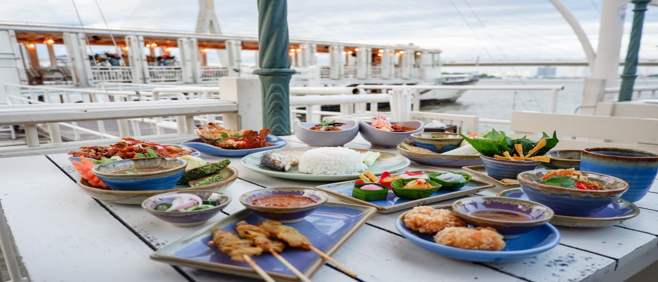 cover Dinner แบบไทยๆ ล่องเรือสวย ชมวิวงาม สองฝั่งแม่น้ำเจ้าพระยา @SongfangKlong Dinner Cruise