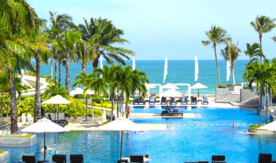 cover Close & Easy to Drive, Traveling in Family Style  @ Novotel Hua Hin Cha Am Beach Resort & Spa