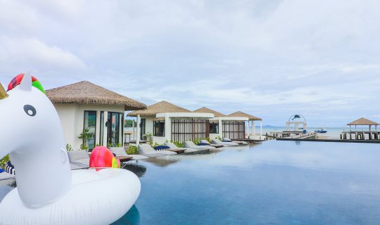 cover Weekend Retreat at "Kept Bangsaray", so-called Maldives in Pattaya