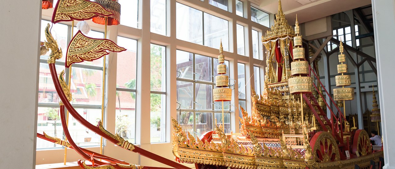 cover เที่ยวพิพิธภัณฑสถานแห่งชาติ ชมสมบัติแห่งชาติไทย ญี่ปุ่น อินเดีย แถมของกินท่าพระจันทร์