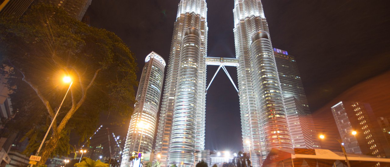 cover เ ป้ 2 ใ บ กั บ ใ จ 2 ด ว ง @ ม า เ ล เ ชี ย 3 คื น 2 วั น กั บ 3 0 0 0 บ า ท