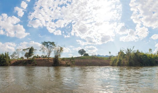 cover นั่งรถไฟ มาทำตัวสบาย ๆ การพักผ่อนที่แท้ทรู @Boutique Raft Resort