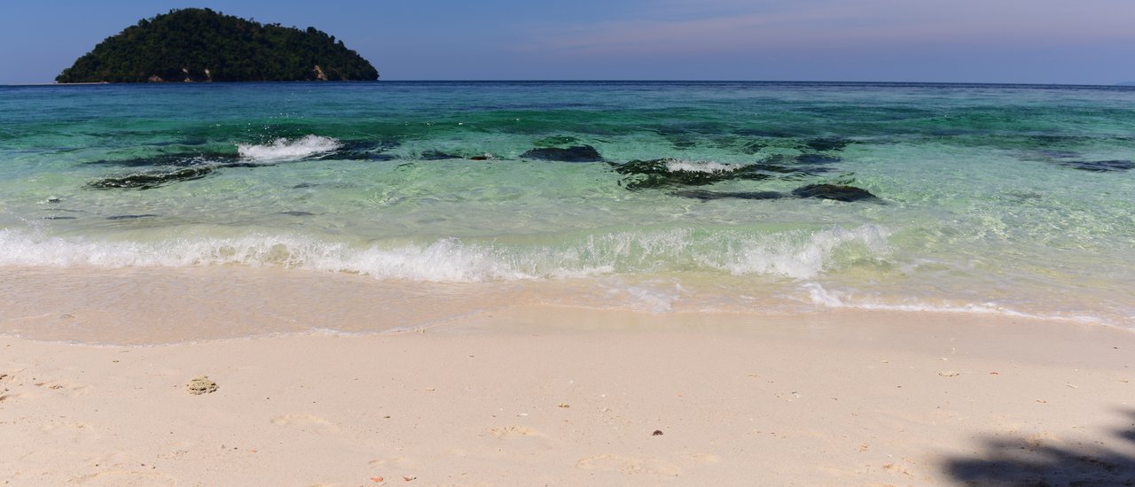 cover บันทึก ณ หลีเป๊ะ (Lipe) By...Malang ลั้นลา