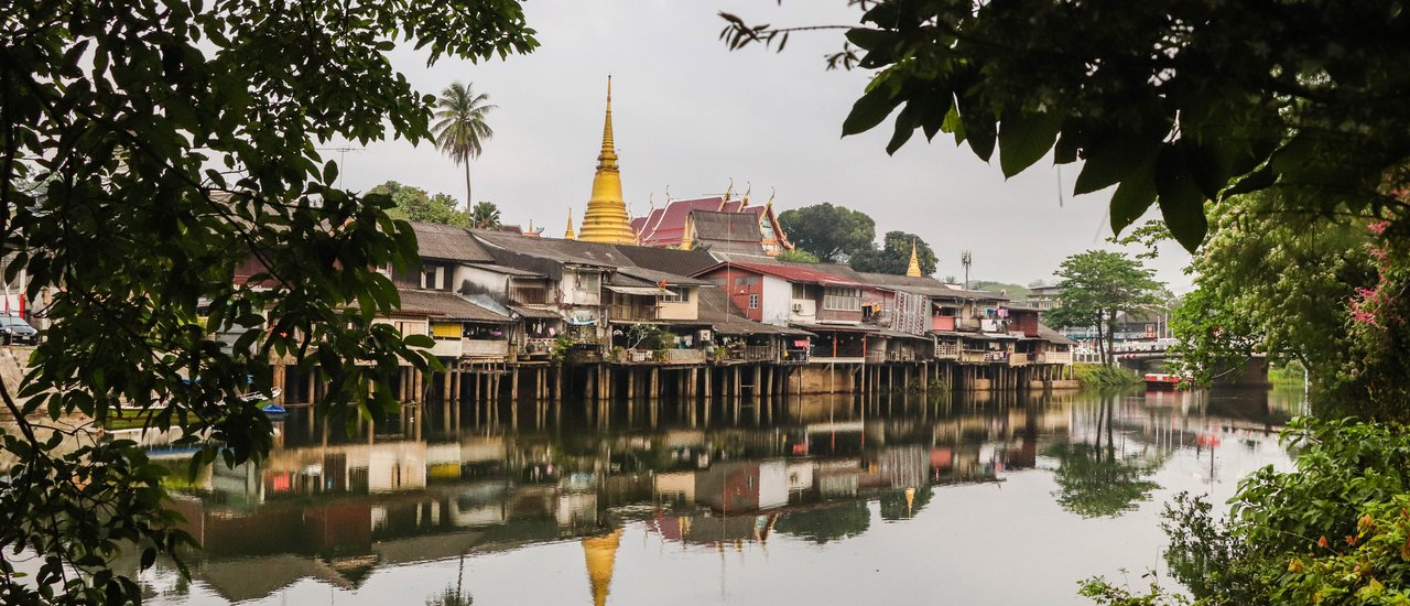 cover Chanthaboon Riverfront Community