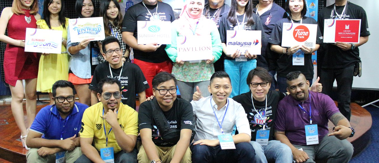 cover 9 Bloggers 9 Missions in Wonderful 【MALAYSIA】of Travel Blog: Backpacking, Accommodation and Food