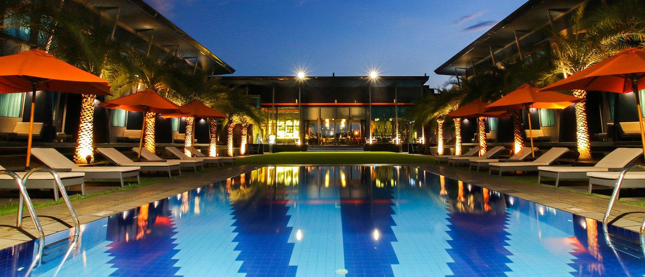 cover Amari Buriram United: Travel in a City of Phanom Rung Historical Park and Thai Premier League Champion