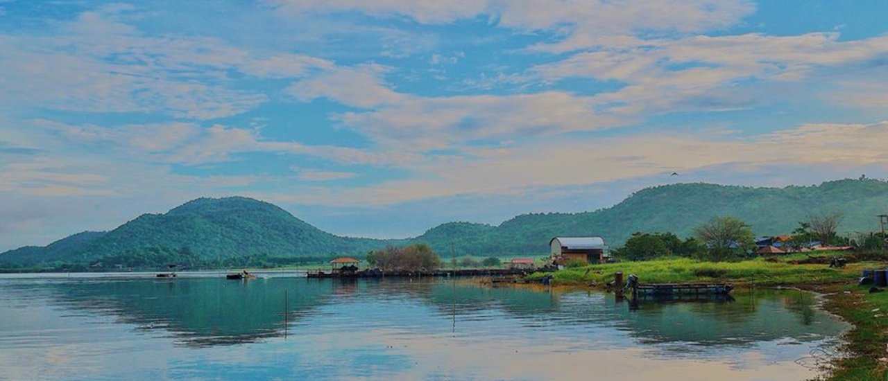 cover #Reviewสุพรรณบุรีทริป มาเล่นหมู่บ้านควาย แล้วปักหมุดไปนอนกางเต้นท์ที่เขื่อนกระเสียวกัน!