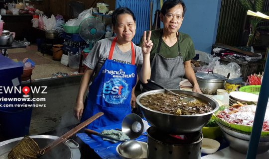cover เป็ดเนื้อนุ่ม เครื่องในสุดยอด ปีกขาเปื่อยได้ใจ กับก๋วยเตี๋ยวเป็ดตีสอง เจ้เล้ง ตลาดน้อย