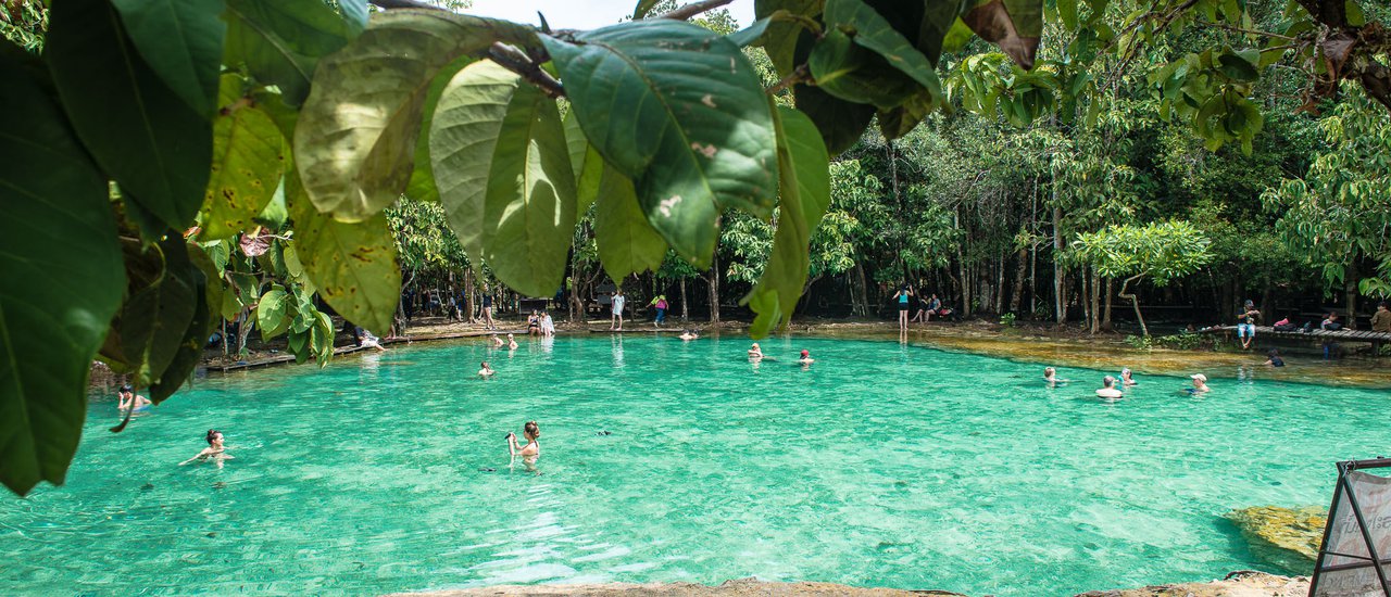 cover ทริปกระบี่ ที่ไม่มีทะเล...