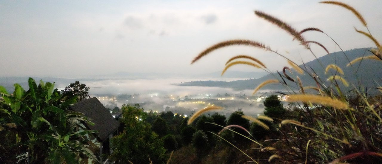 cover To relax and enjoy seeing the mist with budget 450 ฿ in Khao Kho, Petchabun Province