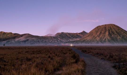 cover A 17 Days 16 Nights Trip to【Indonesia】of a 17 Year-Old Solo Journey, Part 2