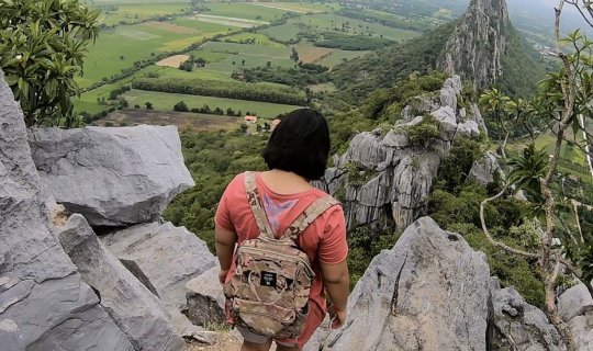 Cover เขาหน่อ ค่าขึ้นหลักสิบวิวหลักแสน...