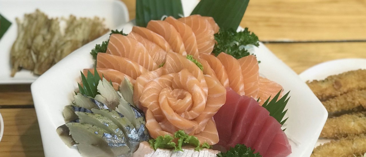 cover อิ่มไม่อั้ม Salmon Sashimi สุดคุ้ม! @Yoshi Japanese Restaurant