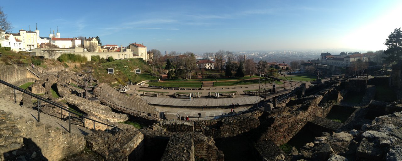 cover ในวันที่ท้องฟ้าไม่ค่อยจะเป็นเป็นสี ฟ้า เอาซะเล้ยยย @ลียง ลงเป็นยิง (Lyon) ตอน 5.1