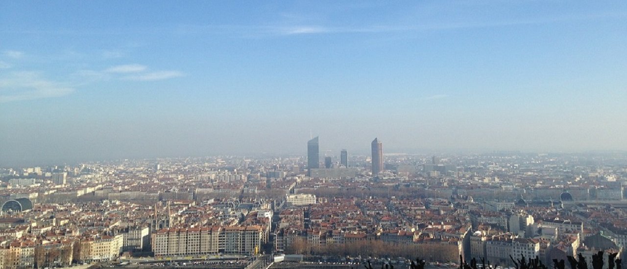 cover ในวันที่ท้องฟ้าไม่ค่อยจะเป็นเป็นสี ฟ้า เอาซะเล้ยยย @ลียง ลงเป็นยิง (Lyon) ตอน 5.2