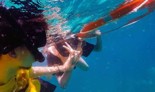 cover ▸▸  กาลครั้งหนึ่ง ณ หลีเป๊ะ ◂◂ ❤ รักทะเลเวลามีเธอด้วย