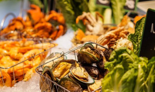 cover บุฟเฟ่ต์อาหารทะเลกรุงเทพ ที่ Pullman Bangkok King Power