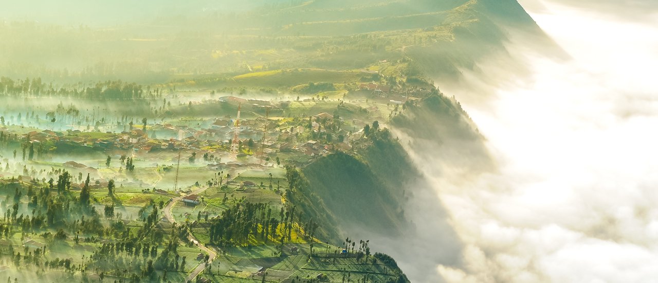 cover Breath of East Java : ทริปภูเขาไฟ 5 วัน ฝ่าฝุ่นควันและกำมะถันแห่งชวาตะวันออก