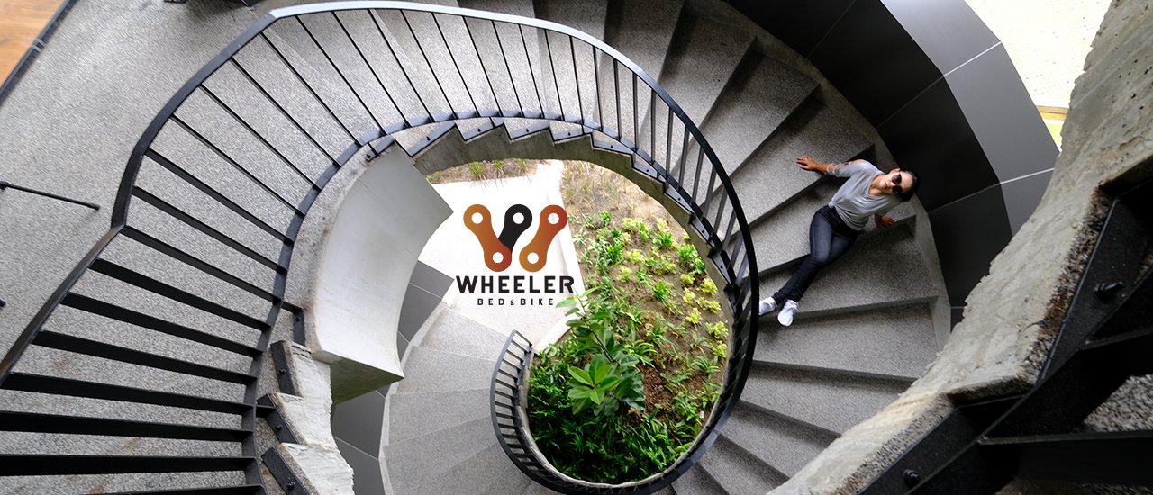 cover ตายไม่ได้ถ้ายังไม่มา Wheeler bed & bike โรงแรม 2 ล้อไม่ล้อเล่น