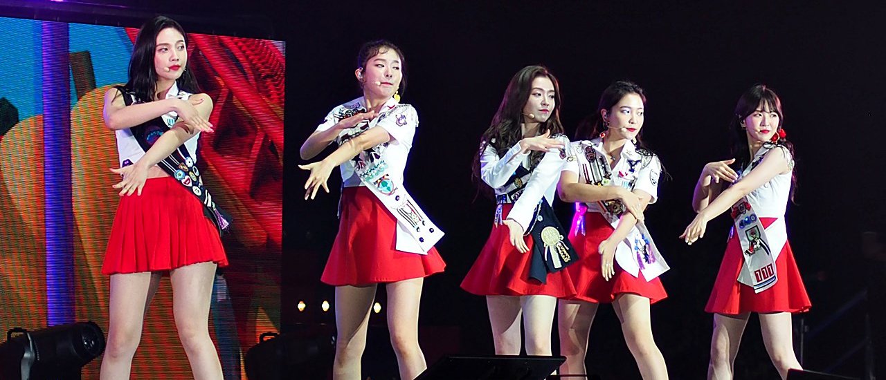 cover คอนเสิร์ตเดี่ยวครั้งแรกในไทย ของสาว ๆ Red Velvet