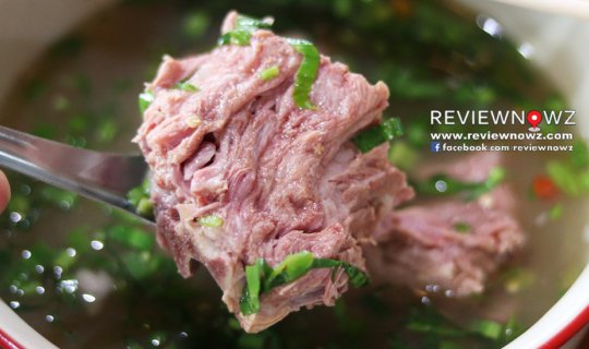 cover นั่งทานก๋วยเตี๋ยวต้มยำตำลึงในบรรยากาศย้อนยุคที่บางกอกน้อย