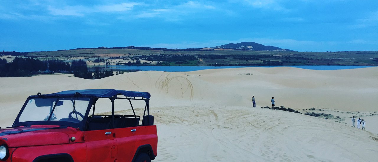 cover งบหลักพัน เที่ยวคุ้มเกินหมื่น "เวียดนามก็มีทะเลทราย ตะลุยเที่ยวเมืองมุ่ยเน่ ตากอากาศที่ดาลัด"