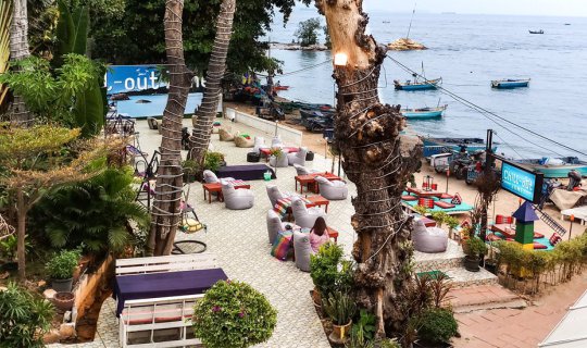 Cover กินลม ชมวิว นั่งชิลๆ ไปกับร้านอาหารบรรยากาศริมทะเล...