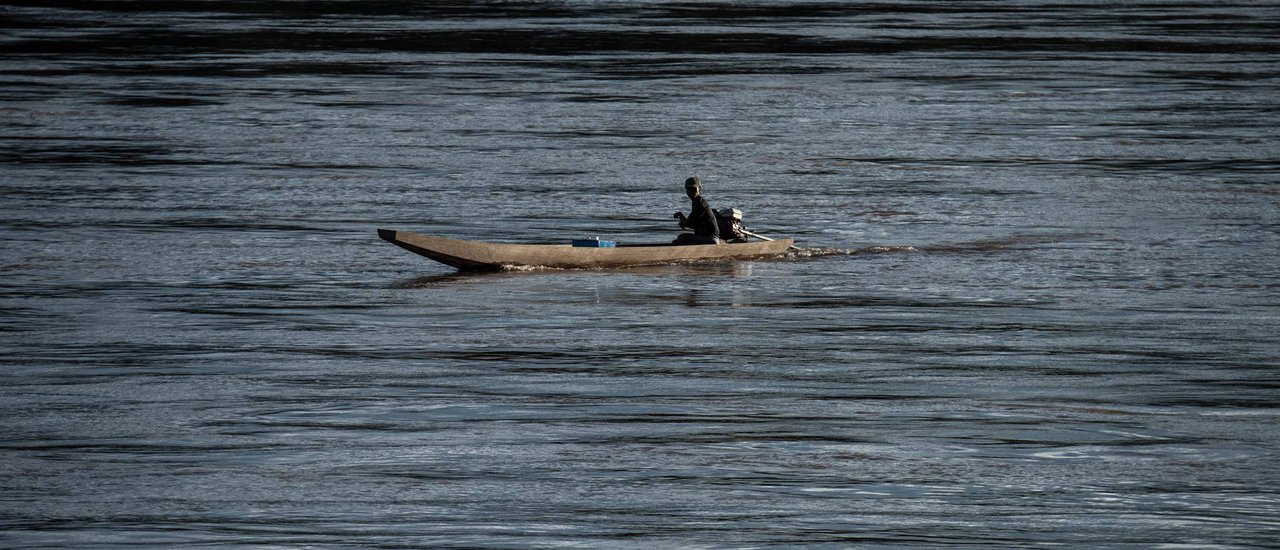 cover มหานทีสีพันดอนในฤดูฝน