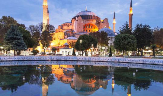 Cover Let's go to Istanbul - Turkey, a Transcontinental City of Asia and E...