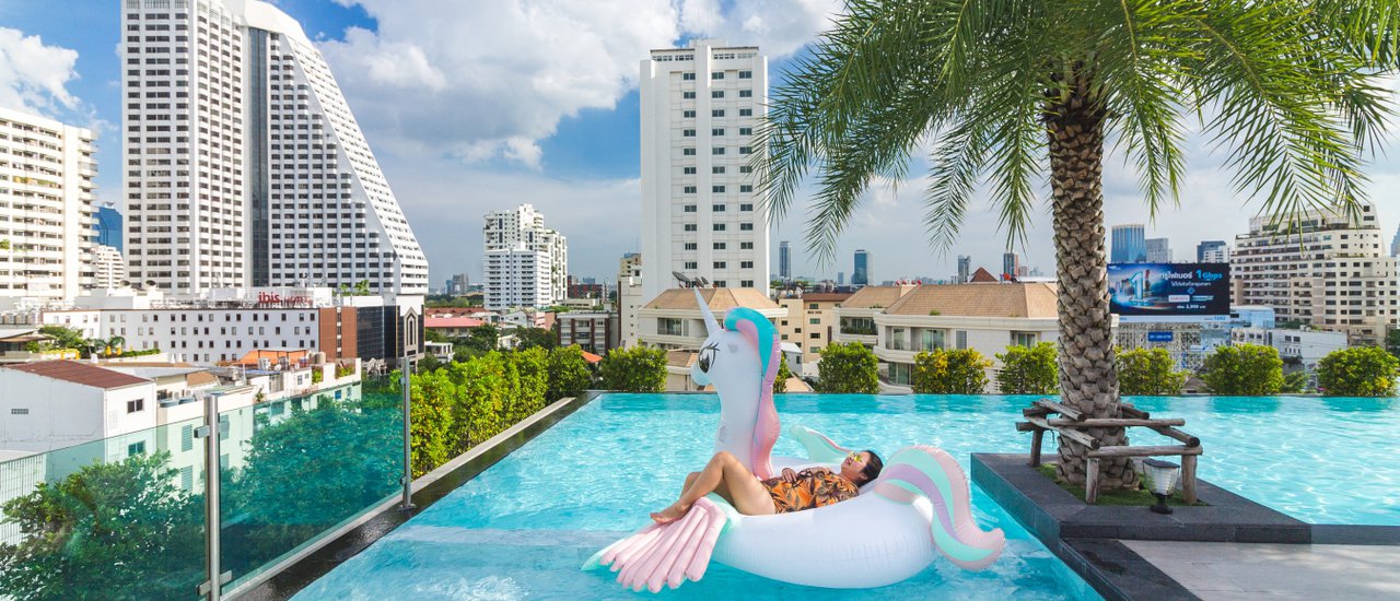 cover Sure Stay Plus Hotel by Best Western โรงแรมกลางเมืองกรุง ใกล้รถไฟฟ้า BTS