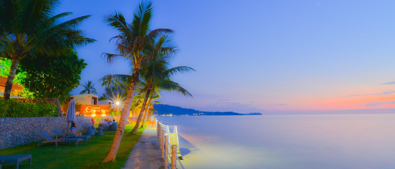 cover ....ชิวๆกันที่เขาหลักกับโรงแรม คาซ่า เดอลา ฟลอรา เขาหลัก (Casa de La Flora Hotel) กับแม่ประนอมกัน นะจ๊ะ