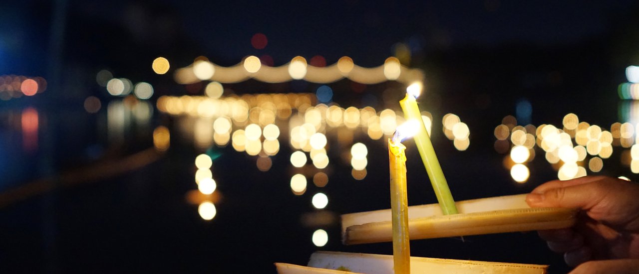 cover เที่ยวเชียงใหม่ ลอยกระทงสาย เดินเล่นถนนคนเดินท่าแพ