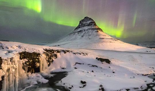 cover Aurora Hunter in Iceland Part 3 นอนดูแสงเหนือ ขับรถผ่าพายุหิมะ หาดทรายสีดำ