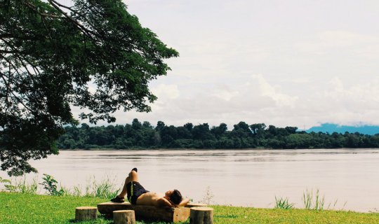 cover Laos Southern ลาวใต้ประเทศที่เวลาเดินช้า