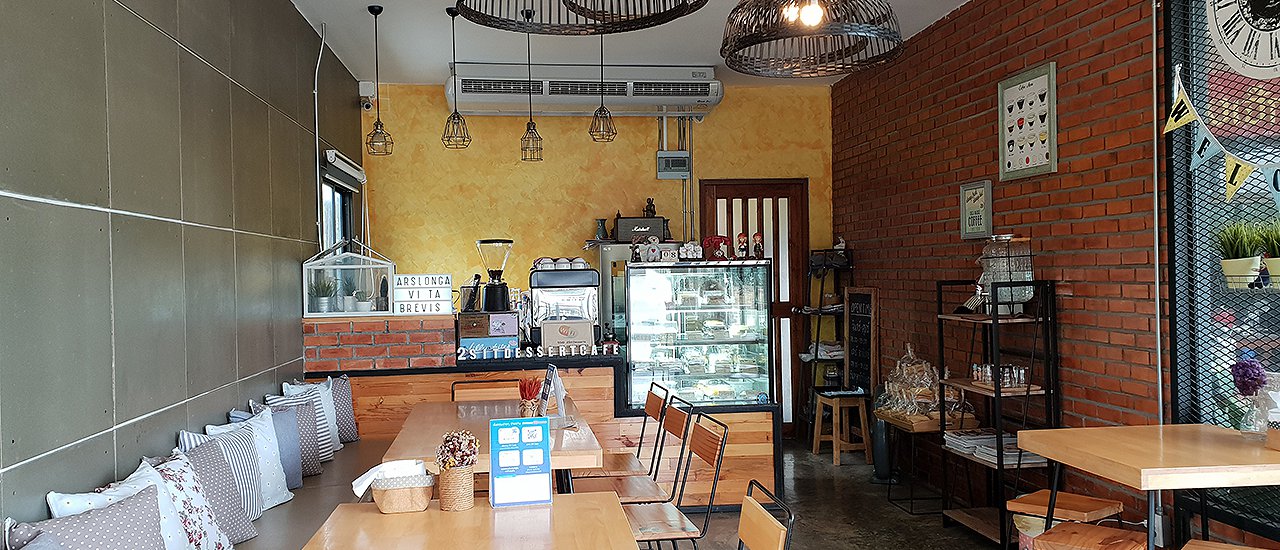 cover ชิมเค้กแสนอร่อยที่ "2Sit Desserts Cafe'"