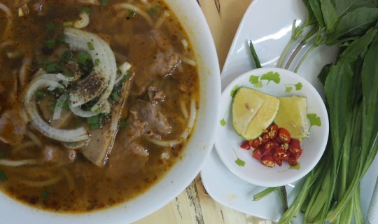 Cover ร้าน the Daun Restaurant อาหาร ฮาลาลในโฮจิมินห์...