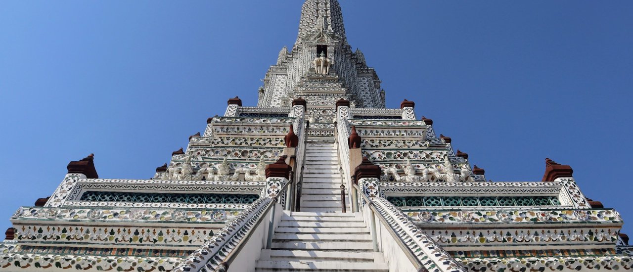 cover WAT ARUN, THE TEMPLE OF DAWN!